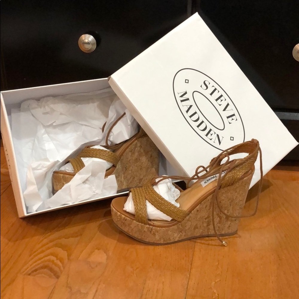 Steve Madden Wedges